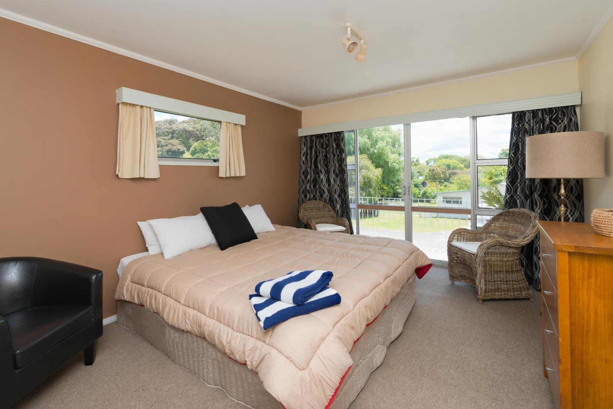 Waitangi Beach House 外观 照片